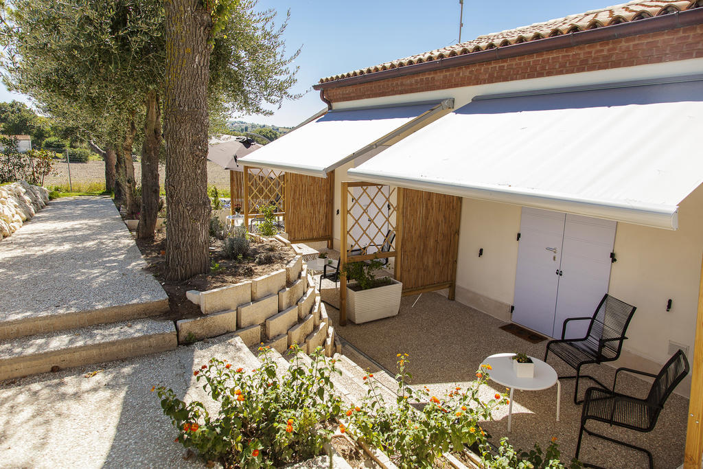 Borgoparvo Countryvilla Sirolo Exterior foto